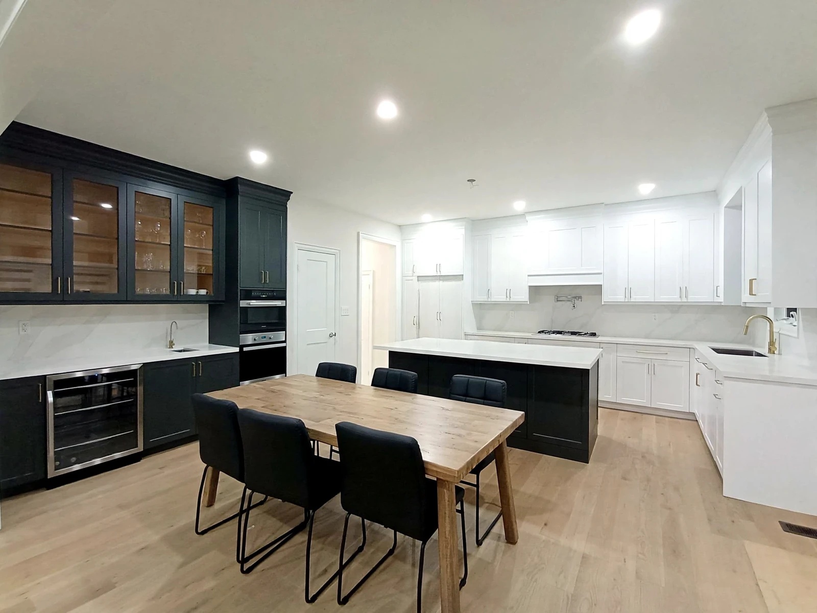 Navy Shaker Brass Bar Kitchen